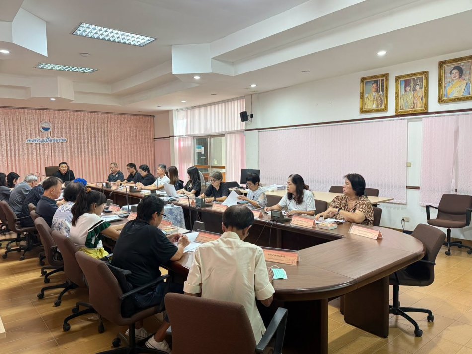 เทศบาลเมืองตราด ประชุมคณะกรรมการกองทุนหลักประกันสุขภาพเทศบาลเมืองตราด ครั้งที่ 52569
