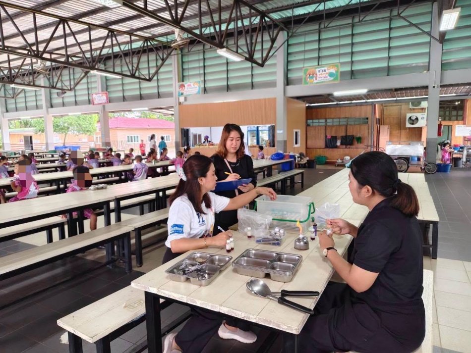 เทศบาลเมืองตราด ตรวจประเมินโรงอาหารและคุณภาพน้ำดื่มในสถานศึกษา